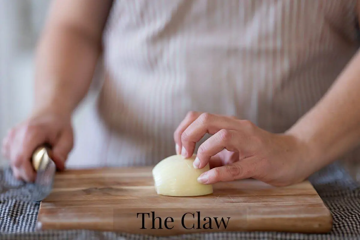 The Claw Technique