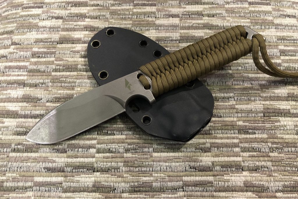 Terrain 365 Sc X Michael Vagnino Nk1: High-quality, compact knife for survival adventures.